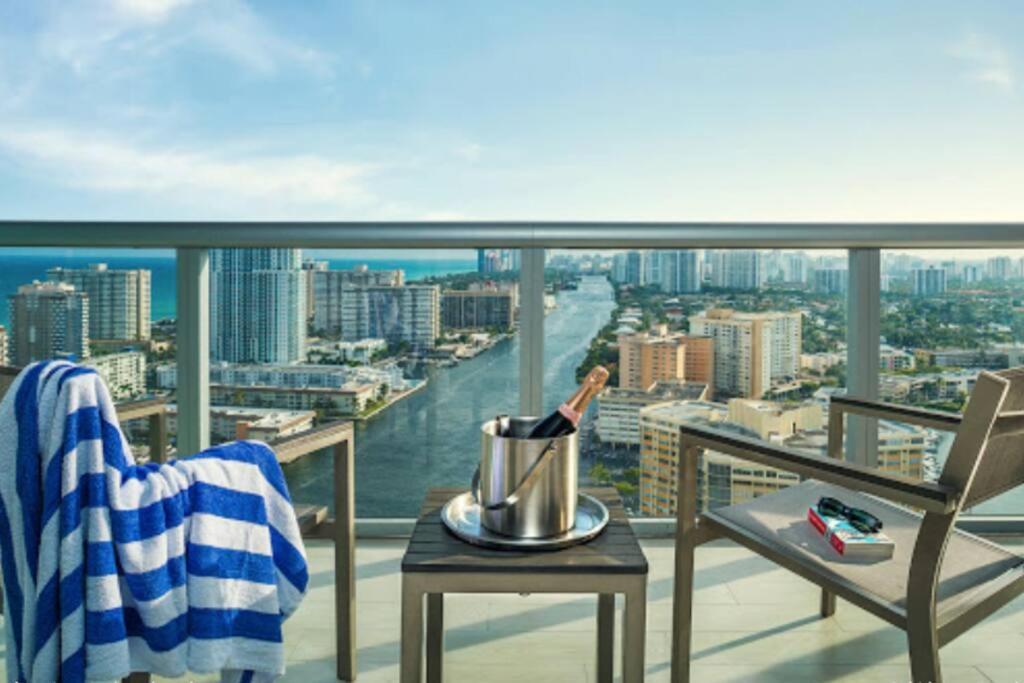 Beachwalk 1B-1B Apmt Amazing View 12A 할렌데일비치 외부 사진